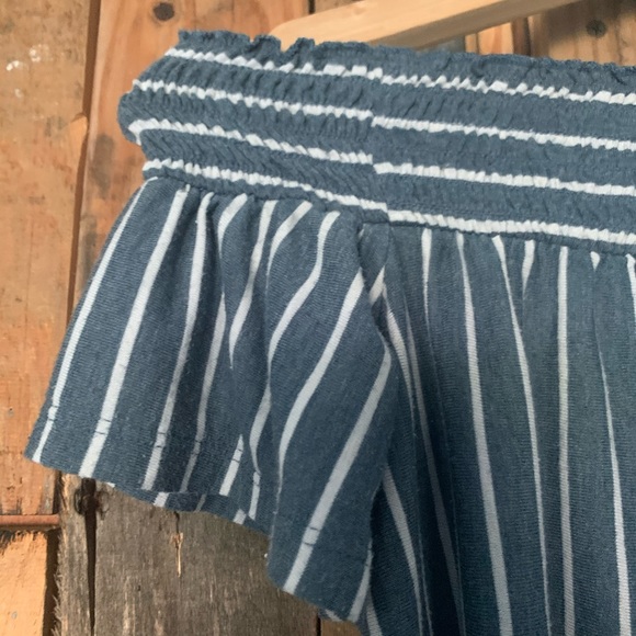 American Eagle Off-Shoulder Stripe Top - Picture 2 of 3